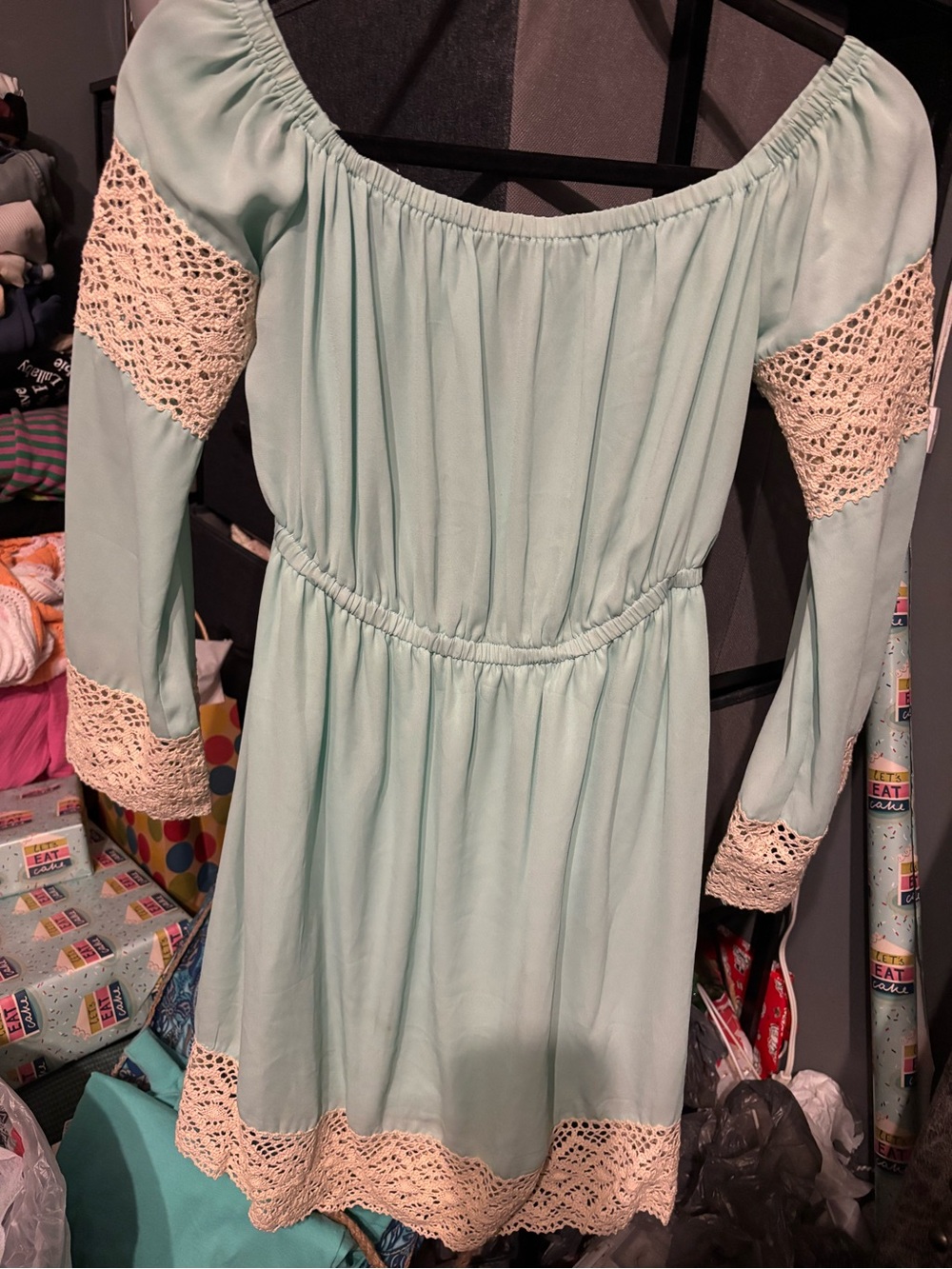 entro Mint Green Off-Shoulder Dress with Cream Crochet Trim